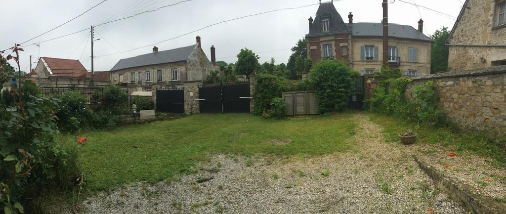 Chez Madame Titus Villa Ormoy-Villers Exterior foto